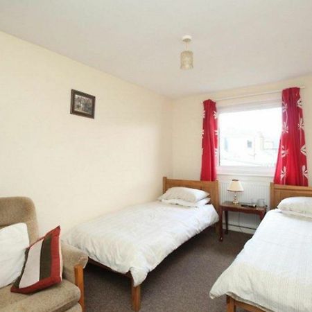 Pilmuir Street Guest House 던펌린 외부 사진